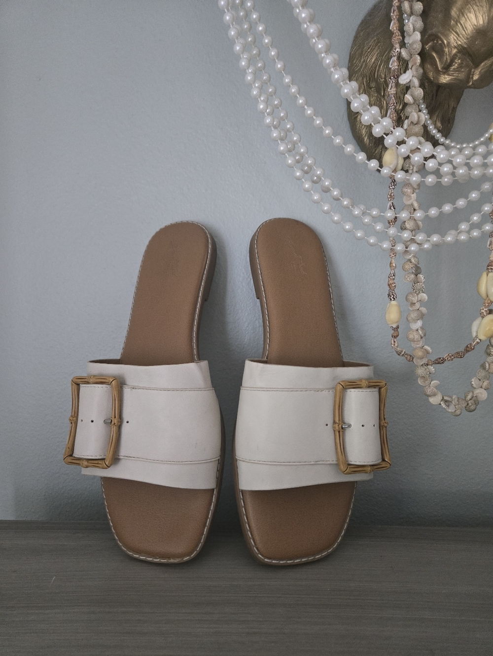 Universal Thread Cream Slide Sandals with Bamboo-Tone Buckle